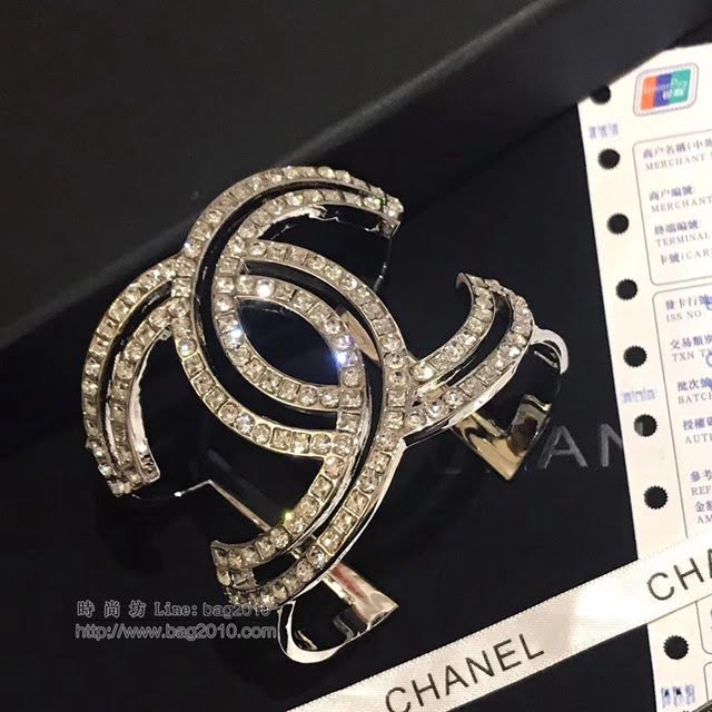 chanel手鏈 小香鏤空方鑽 香奈兒手鐲  gzsc1490